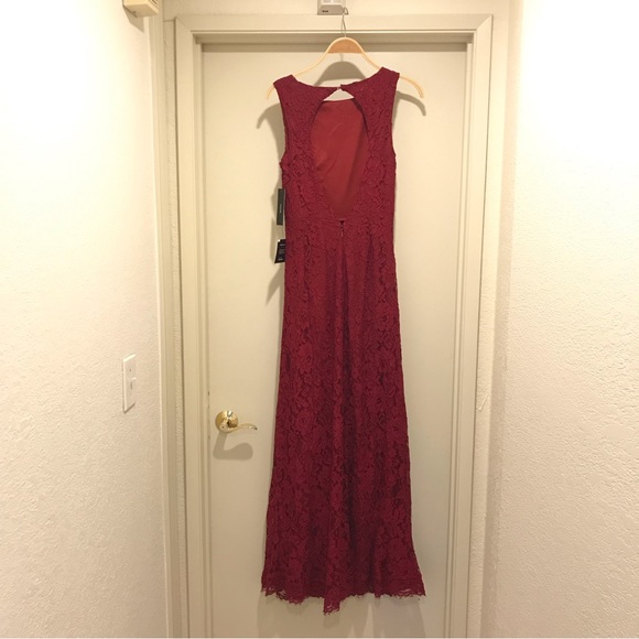 NWT Lulus Brilliant Babe Wine Red Lace Maxi Dress sz S - Picture 5 of 11